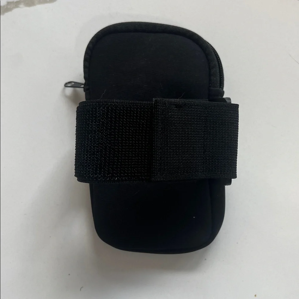 Black Armband Phone Holder
